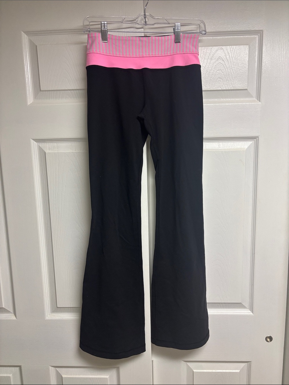 Lululemon Groove Flared Leggings Black / Pink Striped Size 4